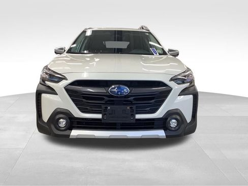 Used 2023 Subaru Outback Touring XT AWD/4WD image 4