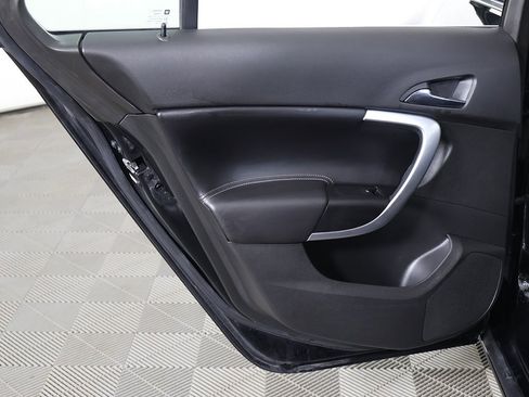 Used 2015 Buick Regal image 24