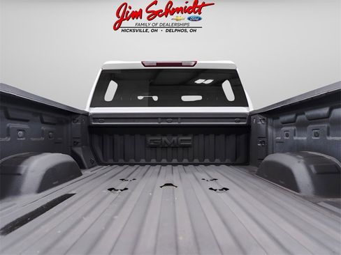 Used 2024 GMC Sierra 2500 SLT w/ SLT Convenience Package image 38