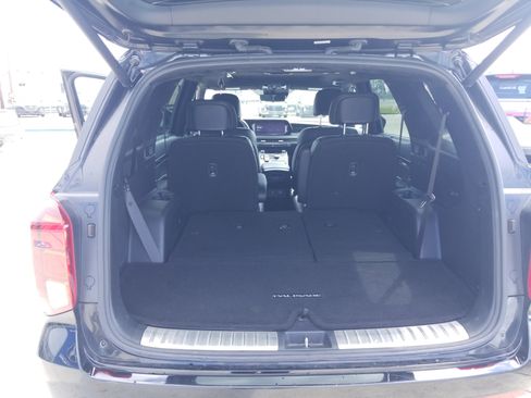Used 2024 Hyundai Palisade Calligraphy image 13