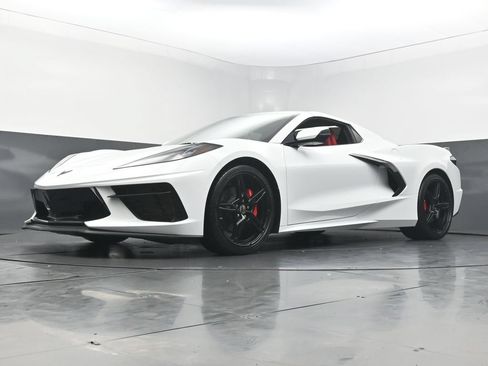 Used 2024 Chevrolet Corvette Stingray Convertible w/ 1LT RWD image 46