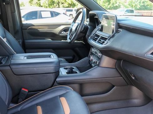 Used 2024 GMC Yukon AT4 w/ LPO, Floor Liner Package AWD/4WD image 57