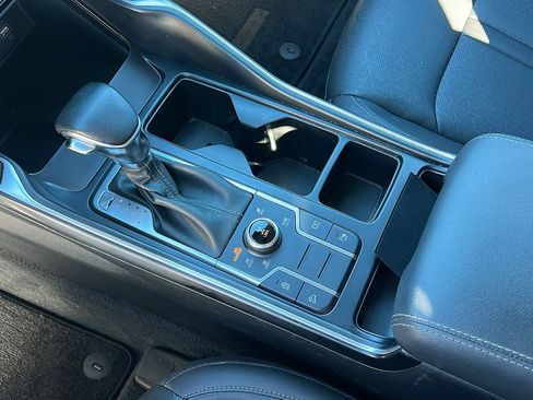 Used 2022 Kia Sorento S image 21