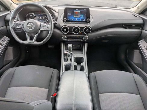 Used 2024 Nissan Sentra SV FWD image 6