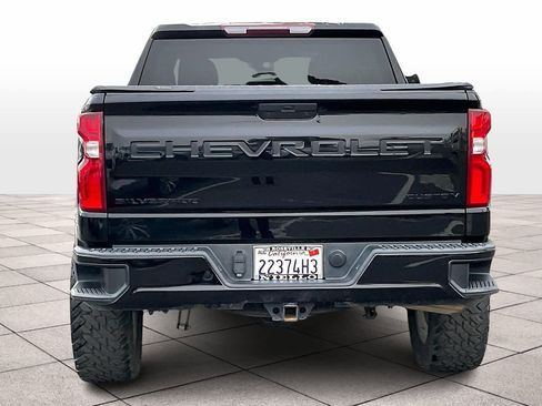 Used 2021 Chevrolet Silverado 1500 Custom w/ LPO, Dark Essentials Package image 7