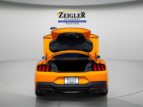 Used 2026 Ford Mustang Coupe RWD image 10