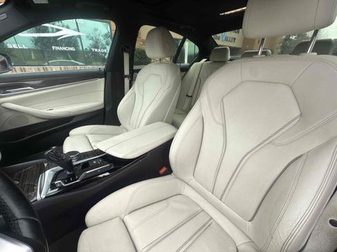 Used 2017 BMW 540i image 31