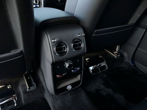 Used 2023 Rolls-Royce Cullinan AWD/4WD image 29