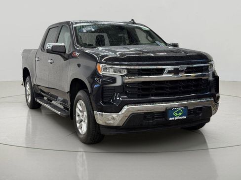 Certified 2024 Chevrolet Silverado 1500 LT w/ Z71 Off-Road Package AWD/4WD image 10