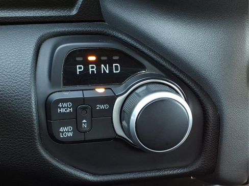Used 2024 RAM 2500 Big Horn AWD/4WD image 18