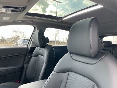 New 2026 Kia Sportage EX image 21