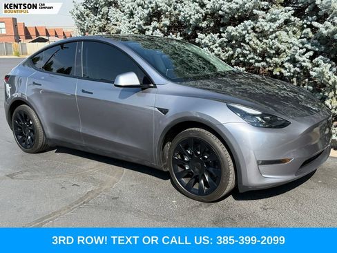 Used 2024 Tesla Model Y Long Range AWD/4WD image 10