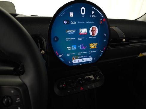 Used 2025 MINI Cooper S FWD image 17