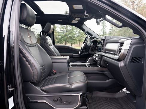 Used 2024 Ford F250 Platinum image 25