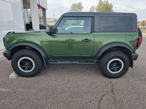 Used 2022 Ford Bronco 2-Door w/ Sasquatch Package image 2