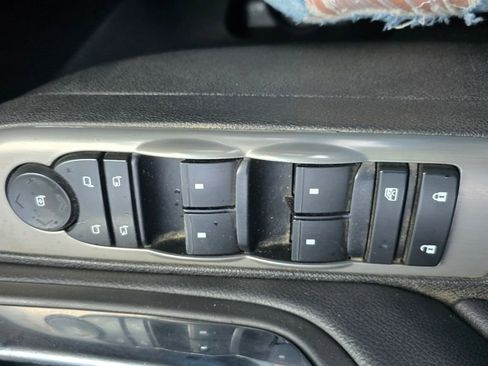 Used 2013 Chevrolet Silverado 1500 LTZ w/ LTZ White Diamond Edition image 19