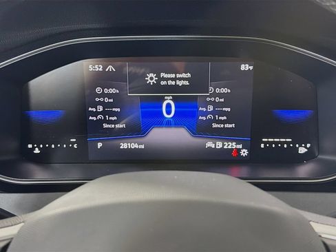 Used 2025 Volkswagen Jetta SE FWD image 15