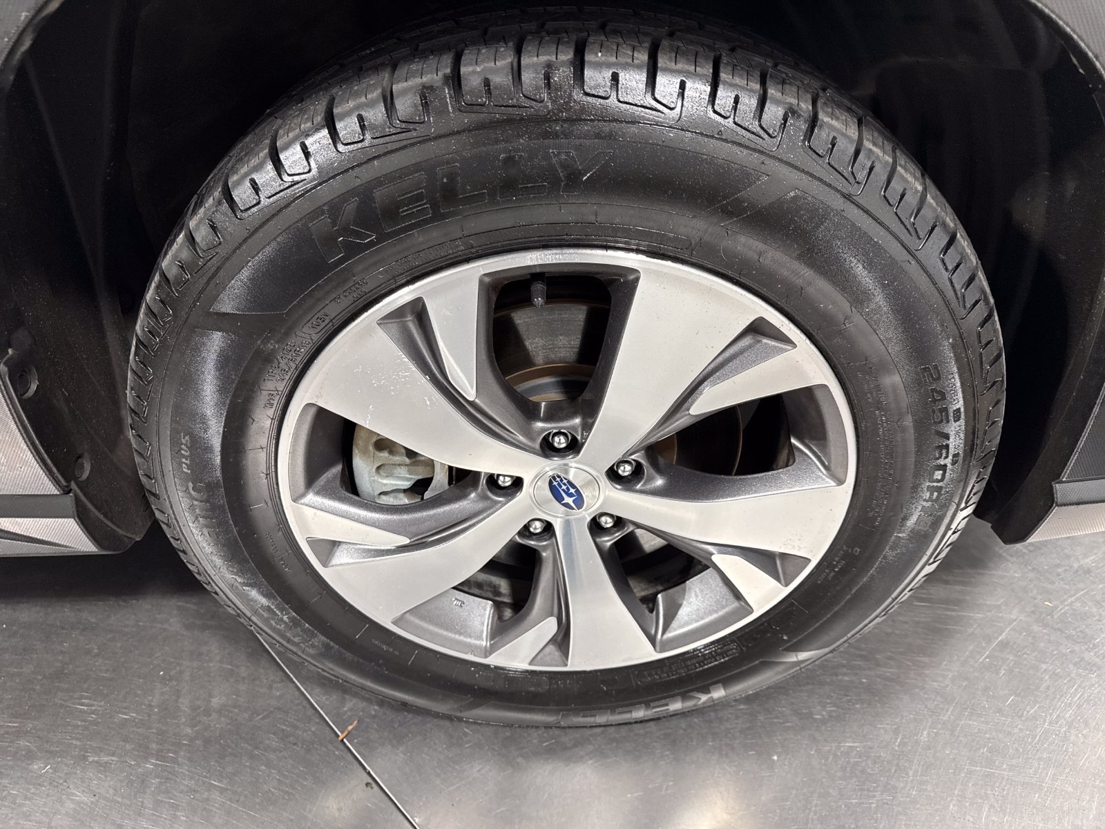 Used 2022 Subaru Ascent Premium w/ Convenience Package AWD/4WD image 13