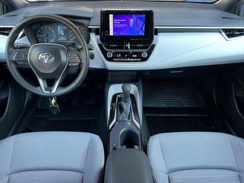 Certified 2025 Toyota Corolla SE w/ Convenience Package FWD image 3