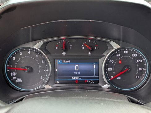 Used 2023 Chevrolet Equinox RS AWD/4WD image 10