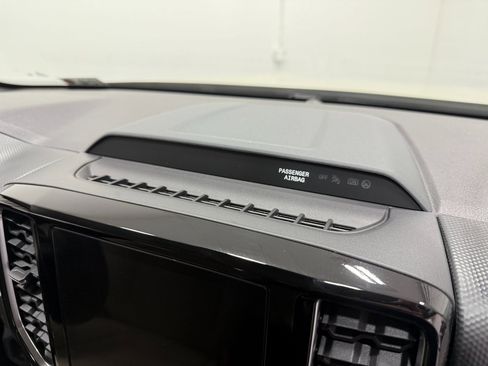 Used 2025 Ford Ranger XLT w/ FX4 Off-Road Package image 39