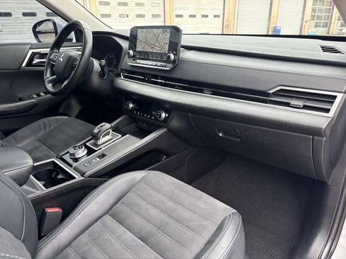 Used 2022 Mitsubishi Outlander SE FWD image 29