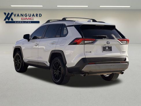 Used 2020 Toyota RAV4 Limited image 8