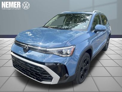 New 2025 Volkswagen Taos SEL