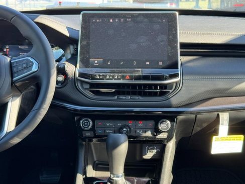 New 2026 Jeep Compass Latitude w/ Quick Order Package 29K image 8