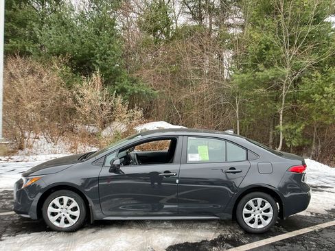 New 2026 Toyota Corolla LE image 2