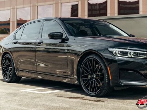 Used 2020 BMW 740i w/ Cold Weather Package RWD image 50