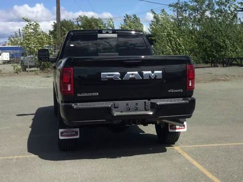 New 2025 RAM 2500 Laramie w/ Towing Technology Group image 7
