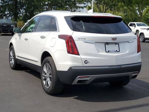 Used 2023 Cadillac XT5 Premium Luxury w/ LPO, Floor Liner Package FWD image 4