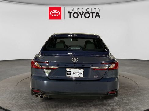 Used 2026 Toyota Camry SE FWD image 7