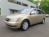 Used 2007 Hyundai Entourage GLS image 3