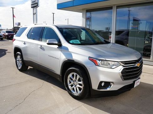 Used 2018 Chevrolet Traverse LT image 33