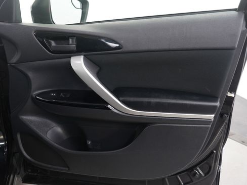 Used 2023 Mitsubishi Eclipse Cross LE image 11