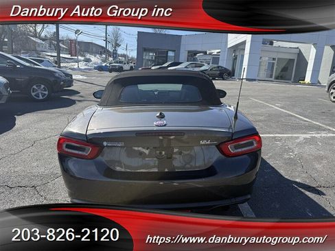 Used 2018 FIAT 124 Spider Classica w/ Technology & Siriusxm Group image 5