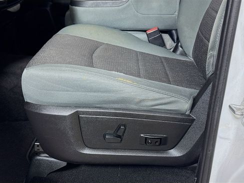 Used 2016 RAM 1500 Lone Star RWD image 16
