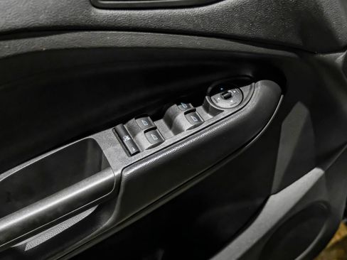 Used 2019 Ford Escape S FWD image 41