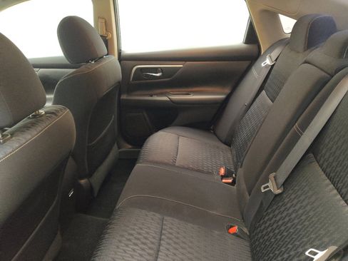 Used 2017 Nissan Altima 2.5 SV image 18