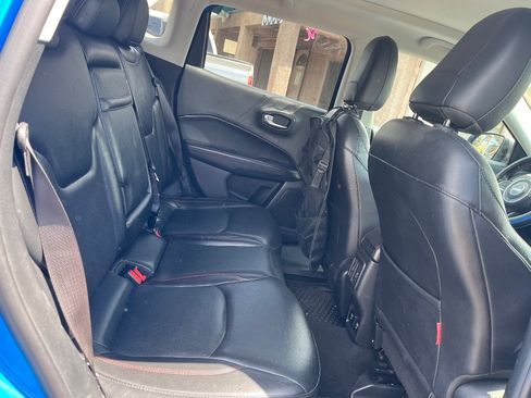 Used 2018 Jeep Compass Trailhawk w/ Leather Interior Group AWD/4WD image 15