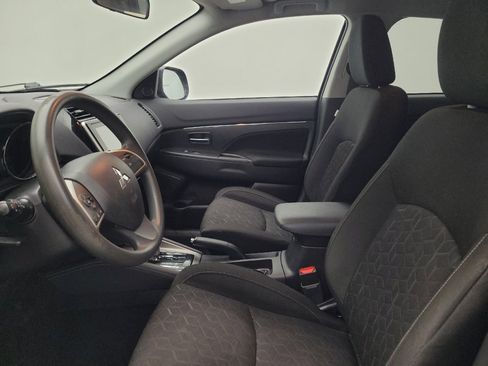 Used 2020 Mitsubishi Outlander Sport ES FWD image 17