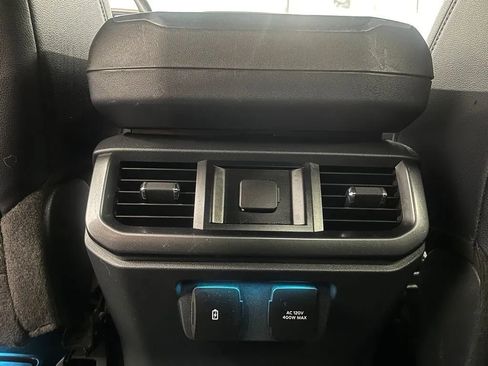 Used 2022 Ford F150 Lariat AWD/4WD image 26