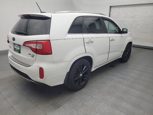 Used 2014 Kia Sorento SX w/ 3rd Row Package AWD/4WD image 10