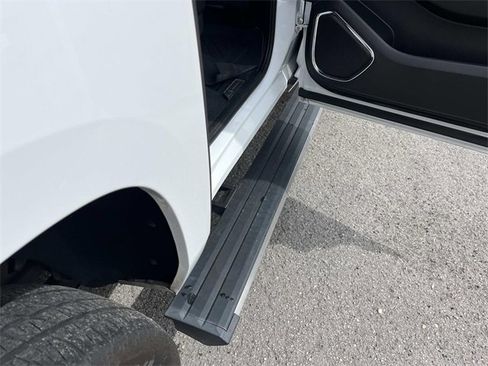 Used 2018 GMC Yukon XL Denali w/ Denali Ultimate Package image 28