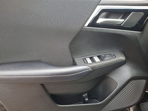 Used 2023 Mitsubishi Outlander ES image 12