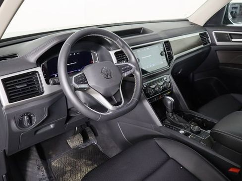 Used 2023 Volkswagen Atlas SE image 50