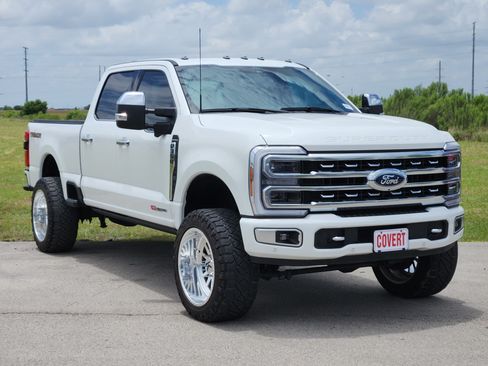 Used 2024 Ford F350 Platinum w/ Tremor Off-Road Package AWD/4WD image 3