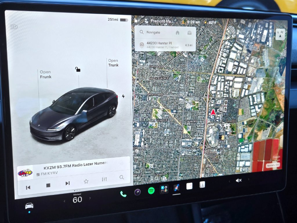 Used 2024 Tesla Model 3 Standard Range RWD image 19